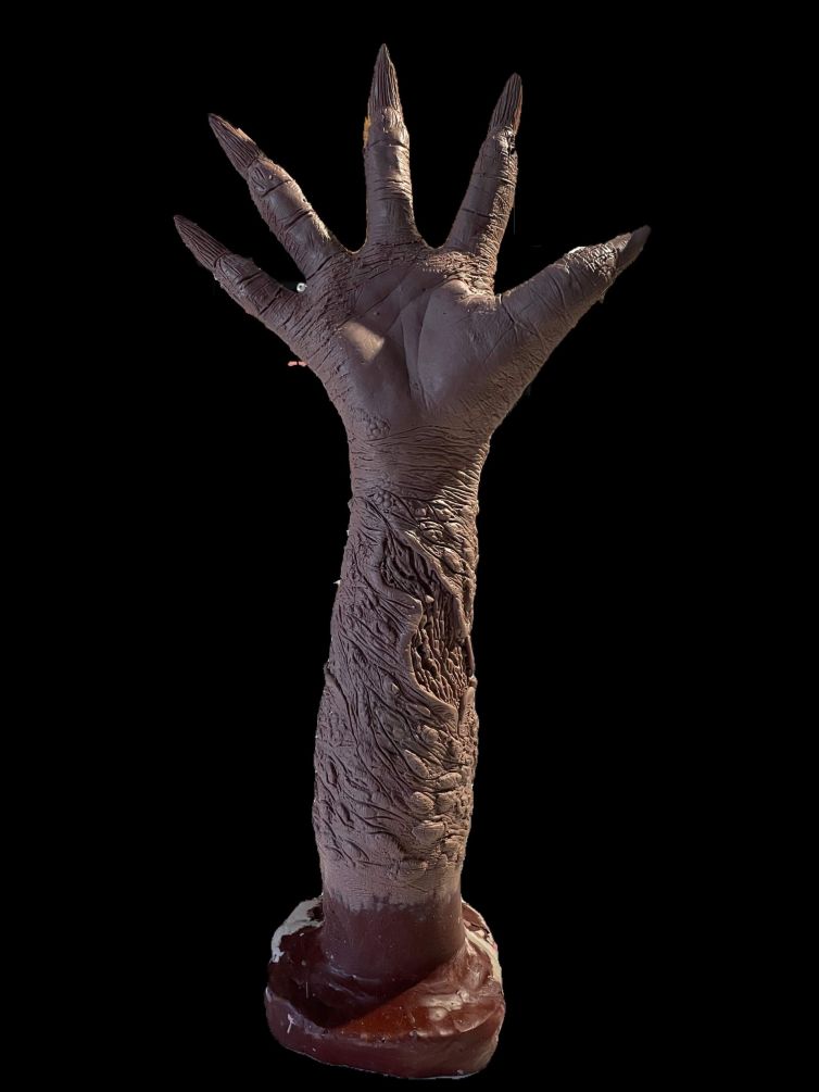 Hand and arm sculpt for Illymala Chathan (front)