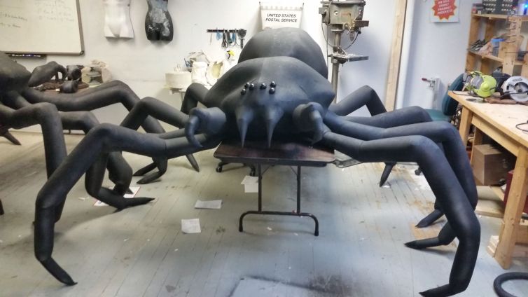 Coating the giant spiders