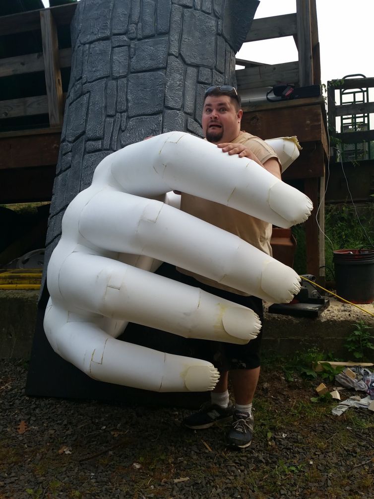 Test fit of giant hand with column