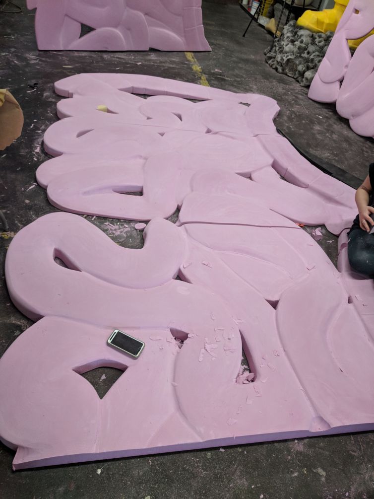 Giant intestines foam fabrication