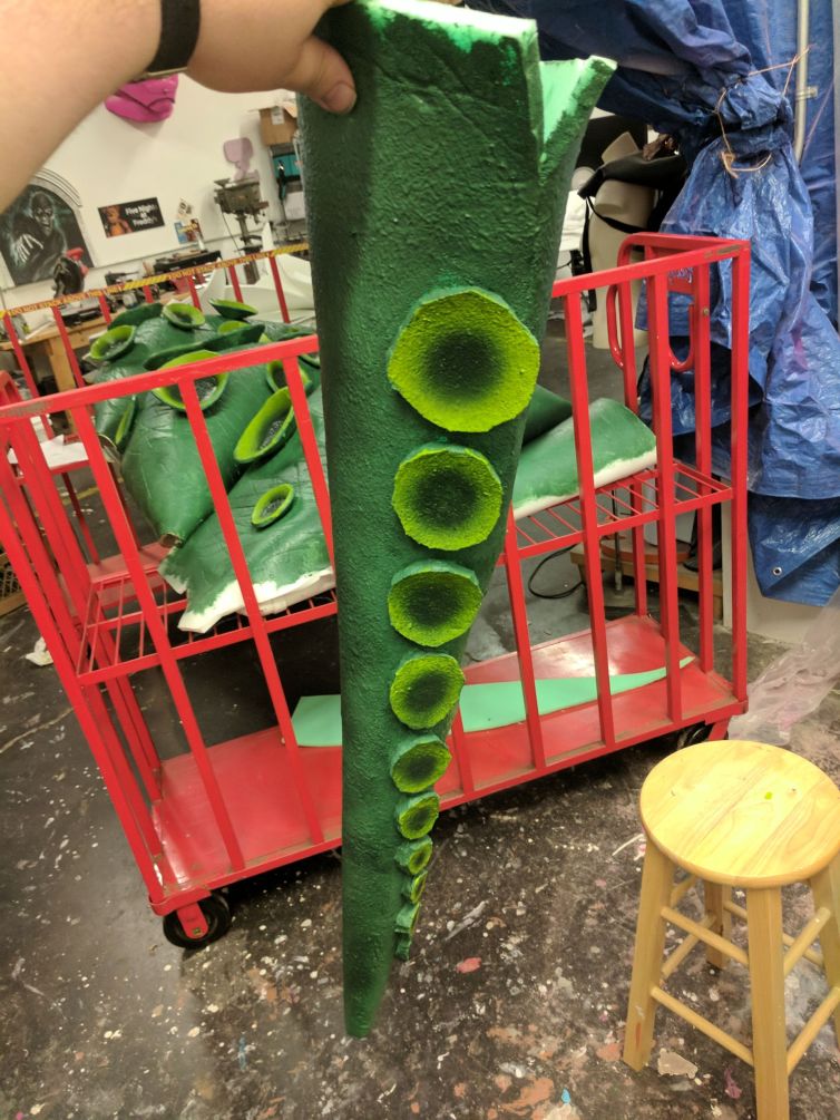 Handshake tentacle foam fabrication