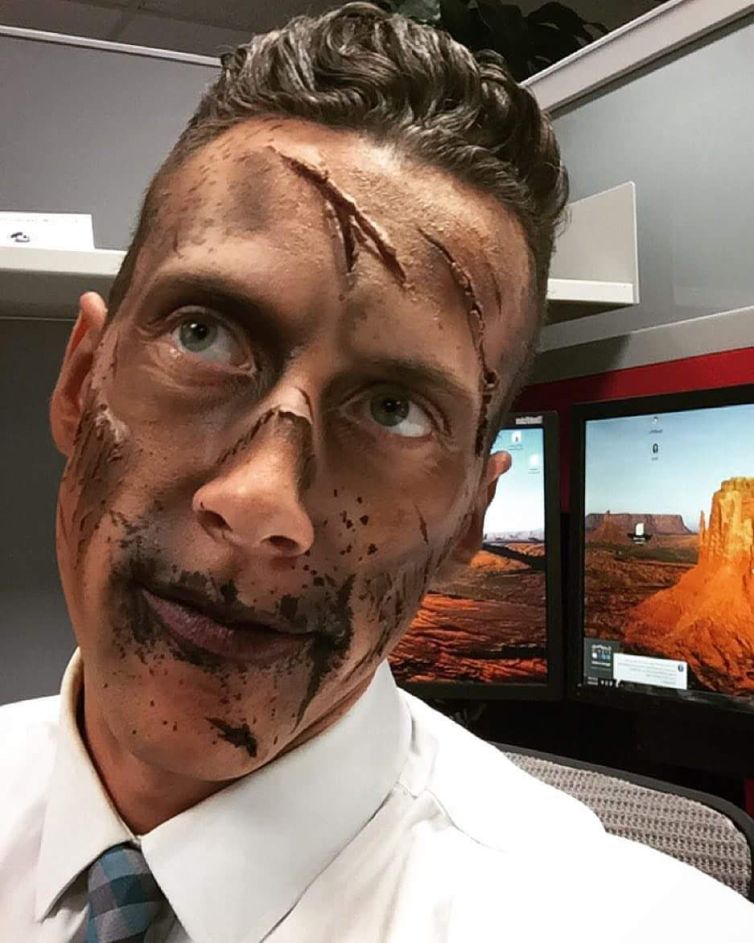 News 8's Ryan Kristafer zombie makeup demo